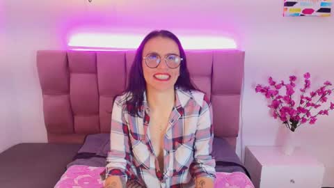 Snapshot of afrodita_rosse chatting on 06/03/26, 08:14 Afrodita Rosse online show from 06/03/26, 08:14