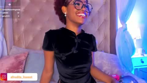 Snapshot of afrodita_sweeet chatting on 05/27/26, 01:57 Afrodita online show from 05/27/26, 01:57