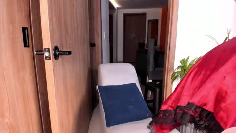 AfroditaRoy online show from 11/15/25, 09:21