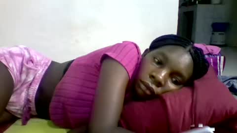 pink  and josphen online show from 01/31/25, 04:06