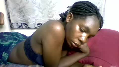 pink  and josphen online show from 02/02/25, 06:31