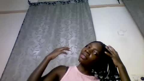 pink  and josphen online show from 02/03/25, 10:14