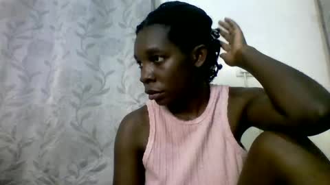 pink  and josphen online show from 02/10/25, 07:07