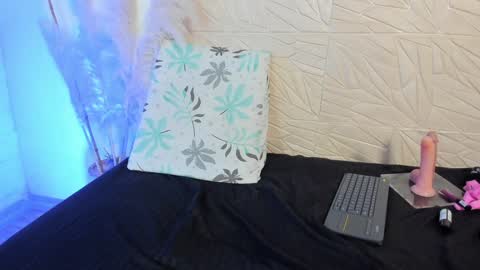 agata__rose online show from 01/30/25, 10:19