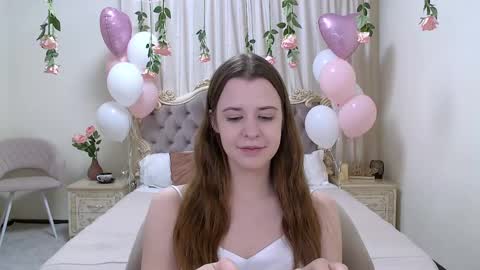 Snapshot of agataaisitt chatting on 02/16/25, 12:21 Agata Aisitt online show from 02/16/25, 12:21