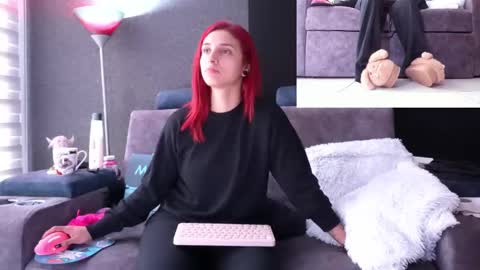 Agata Collinss online show from 10/11/25, 12:04