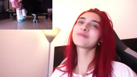 Snapshot of agatacollinsss chatting on 02/10/26, 05:44 Agata Collinss online show from 02/10/26, 05:44