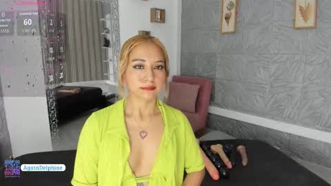 Agatadelphine online show from 02/11/26, 01:27