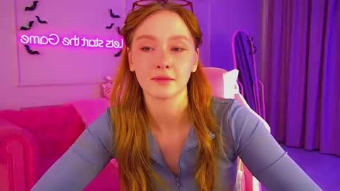 AgataFoxley online show from 11/05/25, 06:08