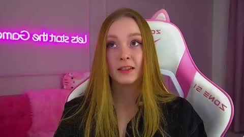 AgataFoxley online show from 11/24/25, 07:30