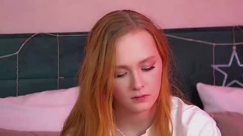 AgataFoxley online show from 12/18/25, 08:48