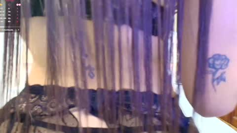 Snapshot of agatha_lenon chatting on 12/18/24, 07:52 Agatha online show from 12/18/24, 07:52