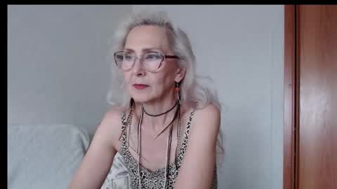Agatha online show from 09/14/25, 11:20