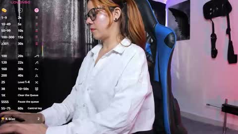 agatha_walter_ online show from 01/07/26, 08:00