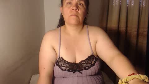 Snapshot of agathaaaa chatting on 05/06/26, 11:15 online show from 05/06/26, 11:15