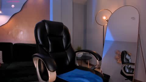 Agatha online show from 02/05/25, 12:53