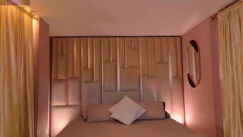 Agatha online show from 10/18/25, 07:14