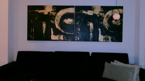 Agatha online show from 11/21/25, 10:19