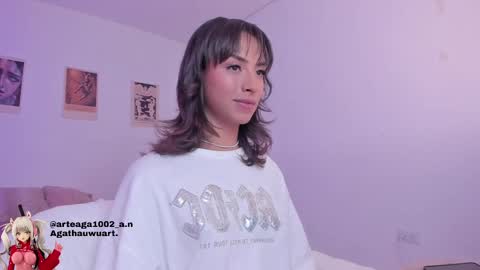 Agatha online show from 10/09/25, 01:25