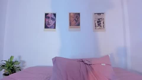 Agatha online show from 02/12/26, 03:23