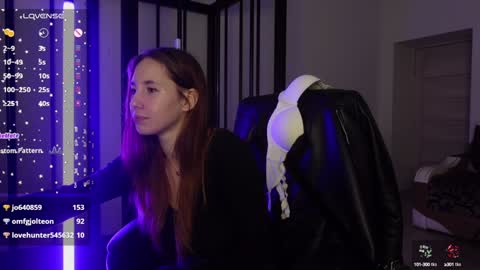 Snapshot of agelina_summer chatting on 01/13/25, 02:39 Agelina Lilly Laura online show from 01/13/25, 02:39