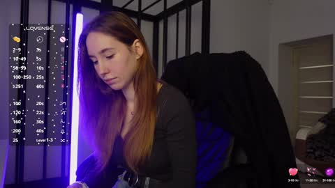 Snapshot of agelina_summer chatting on 01/17/25, 02:07 Agelina Lilly Laura online show from 01/17/25, 02:07