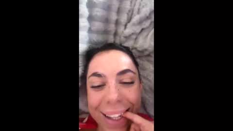 Mila online show from 09/18/25, 04:14