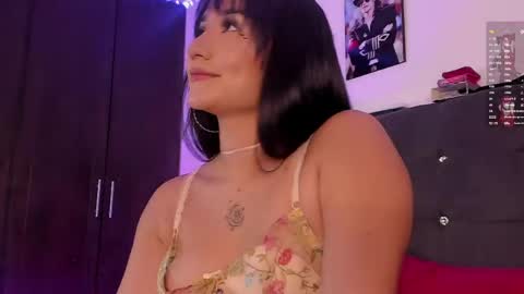 Maggie   online show from 04/24/26, 11:07