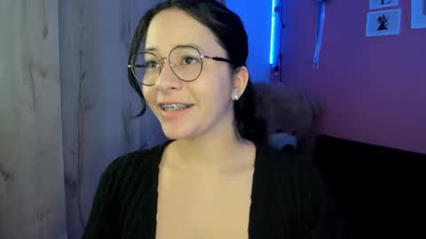  ines  online show from 11/18/25, 03:27