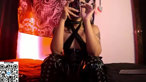 agnes_jones online show from 11/29/25, 12:35