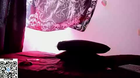 agnes_jones online show from 11/30/25, 05:50