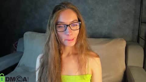 agnes wells online show from 10/14/25, 09:21