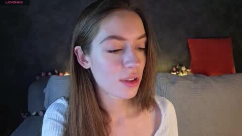 agnes wells online show from 12/18/25, 09:26