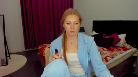 Snapshot of agnesarden chatting on 10/18/25, 08:20 AgnesArden online show from 10/18/25, 08:20