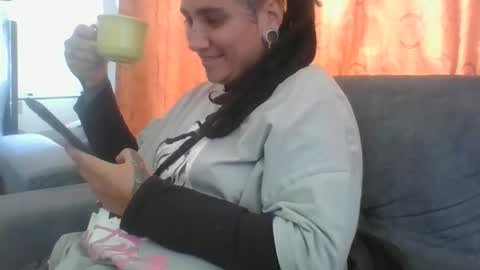 Snapshot of agness_6 chatting on 09/13/25, 07:02 Agness online show from 09/13/25, 07:02