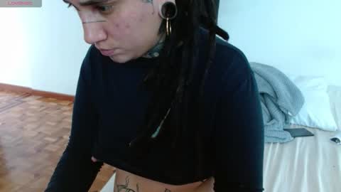 Snapshot of agness_6 chatting on 10/22/25, 05:02 Agness online show from 10/22/25, 05:02