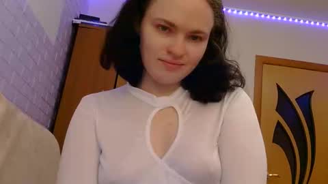 Agnettta online show from 09/15/25, 05:51