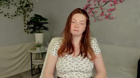 Snapshot of agnia_white chatting on 11/19/25, 11:10 Agnia White online show from 11/19/25, 11:10