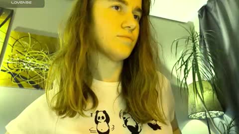 Snapshot of agniia257 chatting on 02/17/26, 02:57 Kleya online show from 02/17/26, 02:57