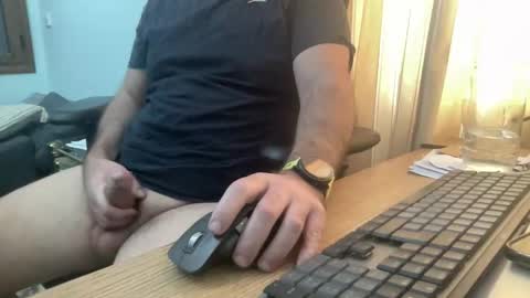 aguy2023 online show from 01/15/26, 09:14