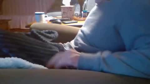 aguynrkfrd online show from 12/02/25, 10:20