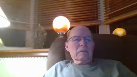 aguynrkfrd online show from 03/19/26, 09:46