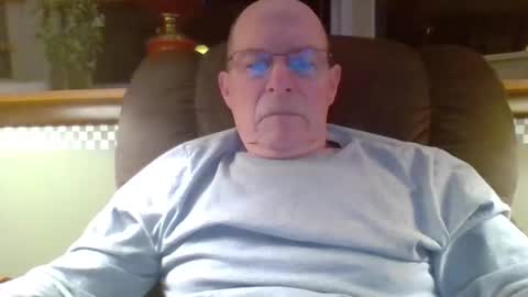 aguynrkfrd online show from 03/21/26, 09:36