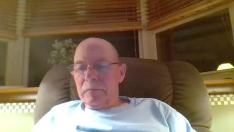 Snapshot of aguynrkfrd chatting on 07/18/26, 09:35 aguynrkfrd online show from 07/18/26, 09:35