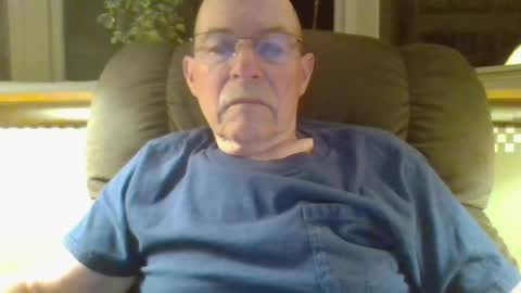 Snapshot of aguynrkfrd chatting on 08/07/26, 09:33 aguynrkfrd online show from 08/07/26, 09:33