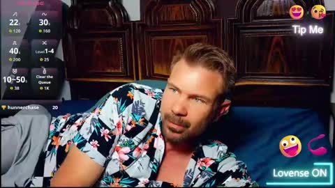 Blue Eyed Handsome Man online show from 04/30/26, 01:12