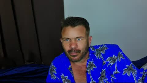 Blue Eyed Handsome Man online show from 07/03/26, 01:56