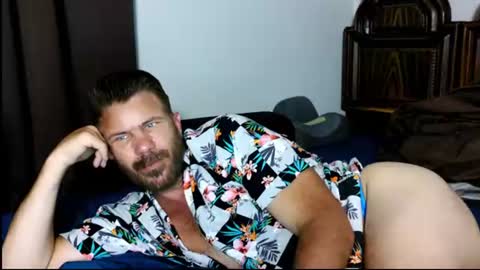 Blue Eyed Handsome Man online show from 07/18/26, 10:02