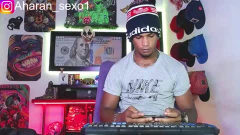 Aharon  Zamora online show from 02/15/25, 06:12
