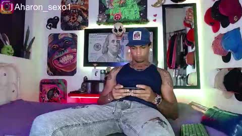 Aharon  Zamora online show from 03/05/25, 10:21